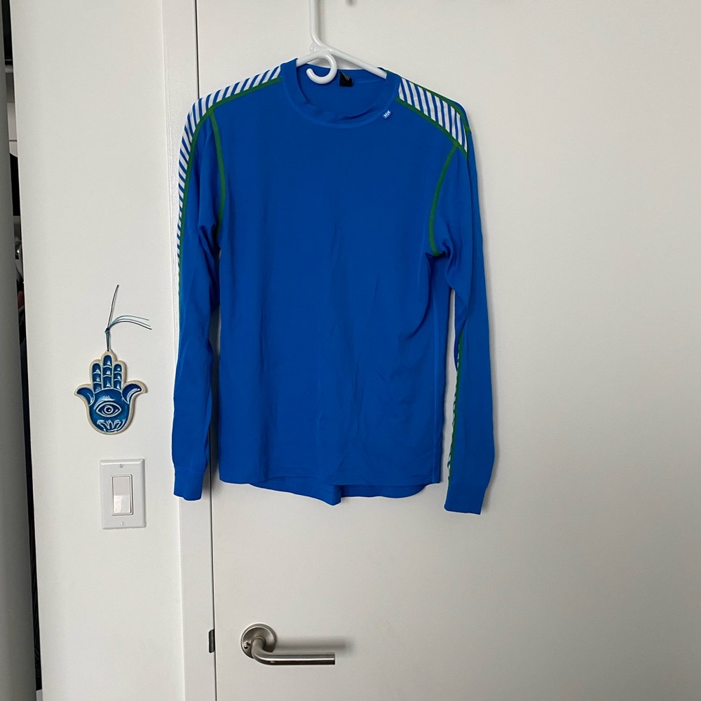 Helly/Henson long sleeve - athletic shirt. for outdoor. warm under winter gear